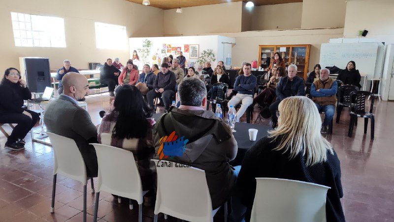 ENTREVISTA CON DIRECTOR DE APROSS