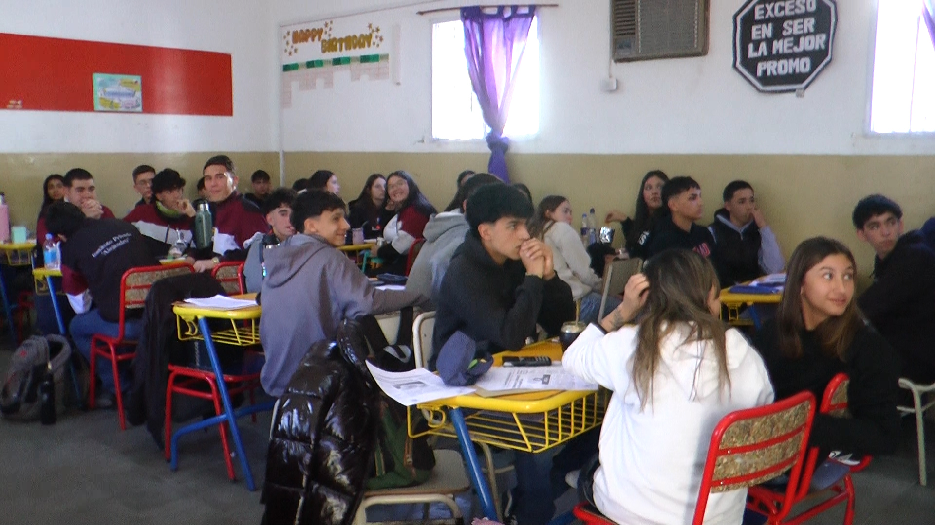 “FORMANDO EMPRENDEDORES” EN LA CARLOTA